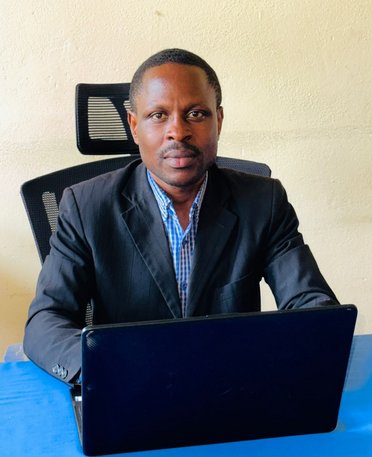 Professeur Constantin NTIRANYIBAGIRA, Vice-Doyen de l'Institut de Pédagogie Appliquée
